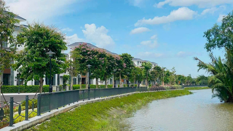 Tiến độ thi công cảnh quan xung quanh Gladia